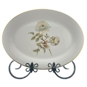 Yorkshire Rose By Royal  Doulton Bone China H5050 13" Oval Serving Platter.